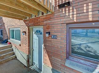 139 Southview Dr, Marion, IA 52302