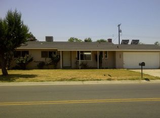 1361 N Prospect St, Porterville, CA 93257
