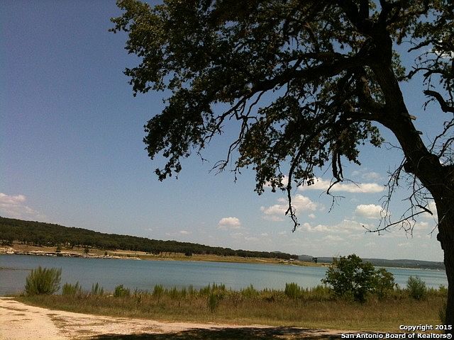 1st image of 245 Poolside Dr