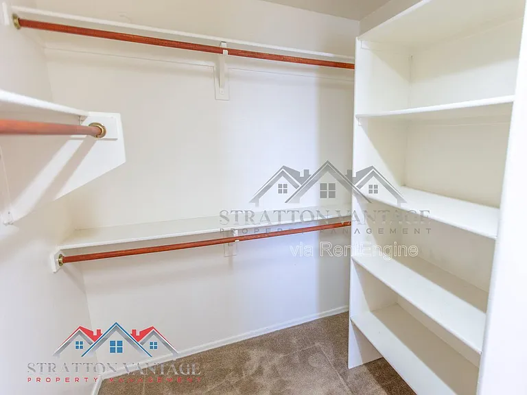 7311 N 90th Ave — Photo 44