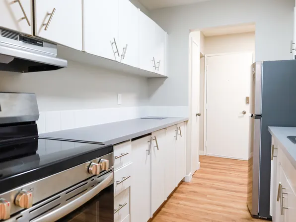 Chinook Meadows Apartments