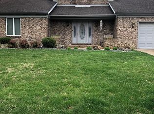 6339 E Oak St, Evansville, IN 47715