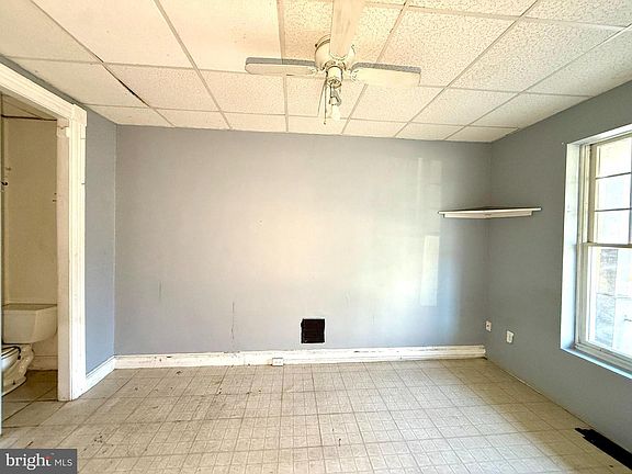 4th image of 114 N Haven St