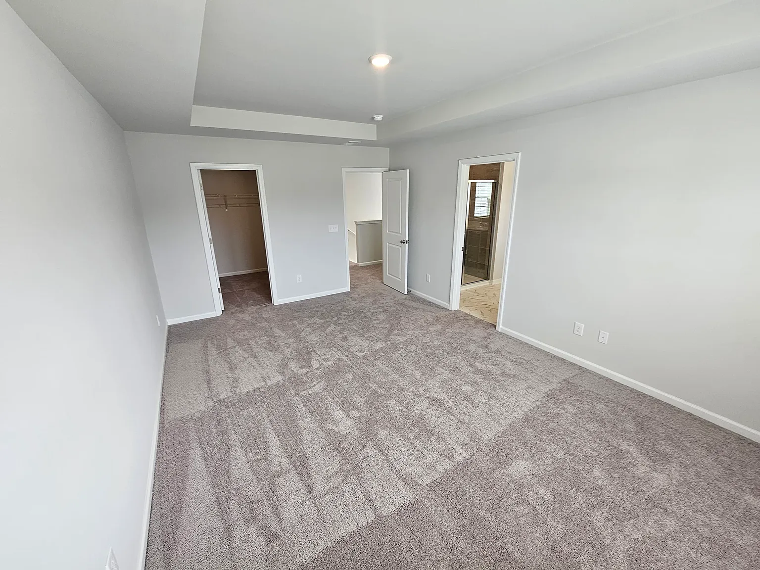 3 bed, 1617 sqft, $1,950 — Photo 4