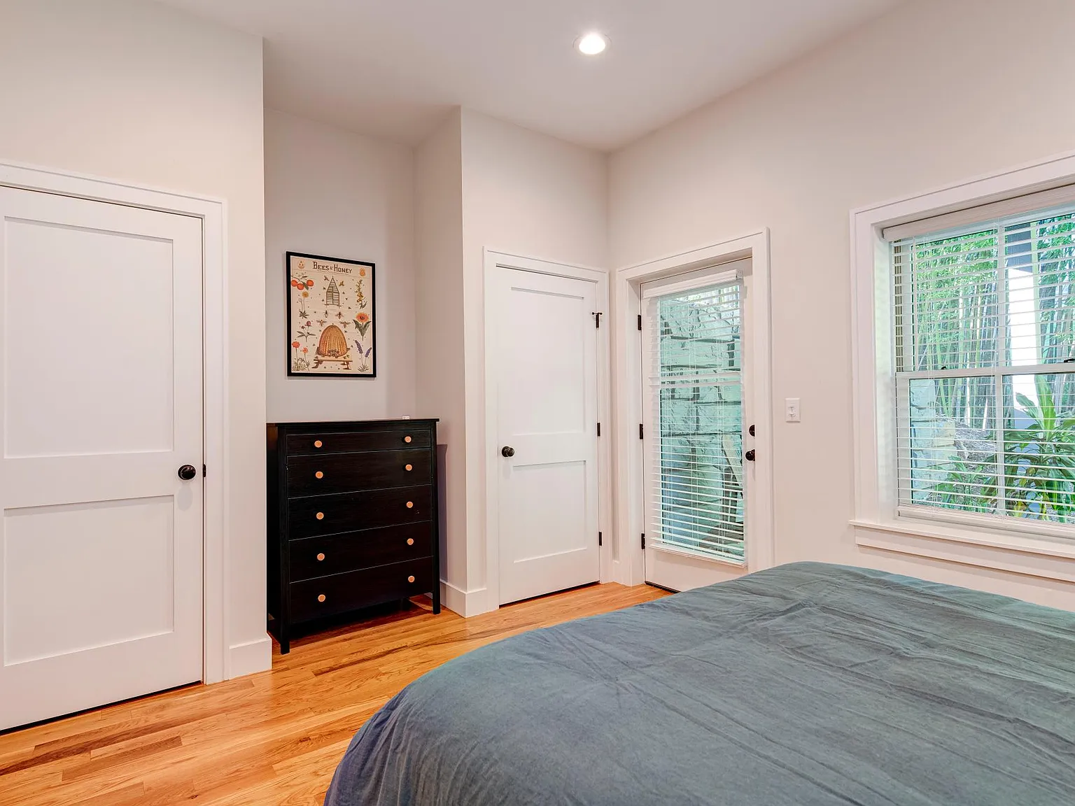 12 Waverly Rd — Photo 4