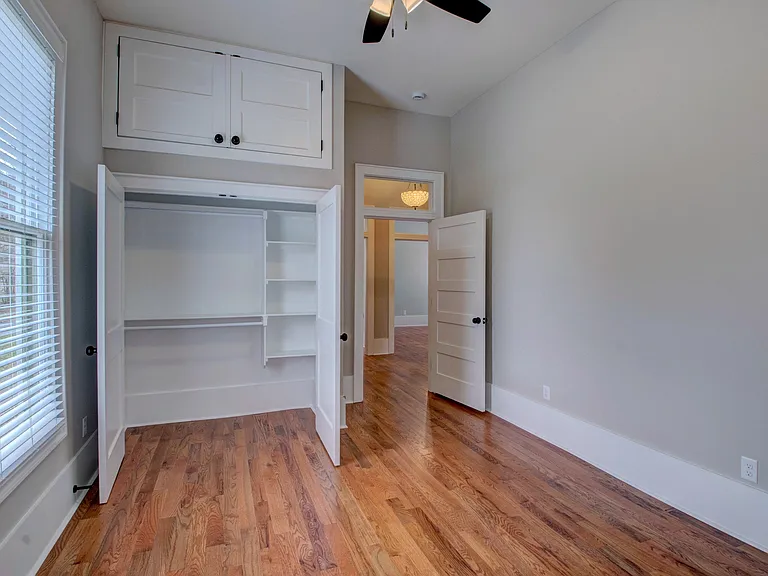 1420 Commerce St — Photo 14