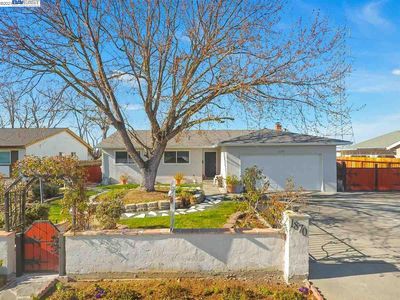 1870 Broadmoor St, Livermore, CA, 94551