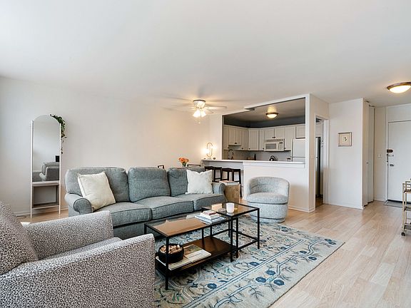 3rd image of 1255 N Sandburg Ter Unit 309E