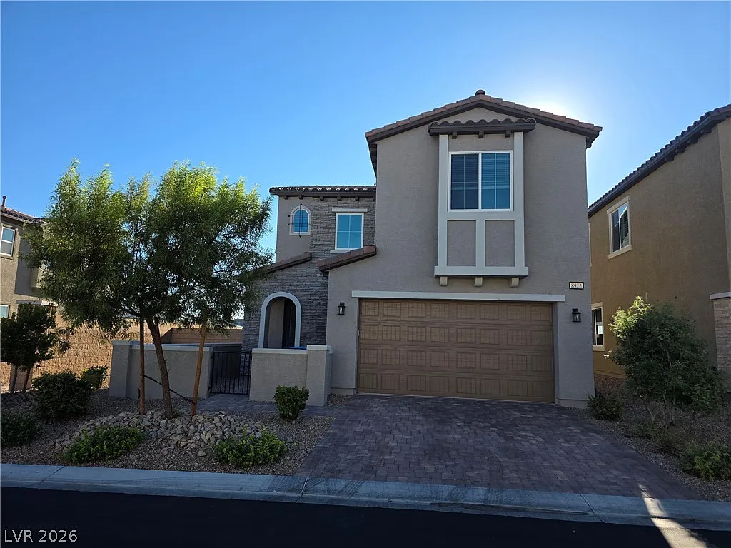 4 bed, 3.0 bath, 2261 sqft, $3,024 — Photo 2