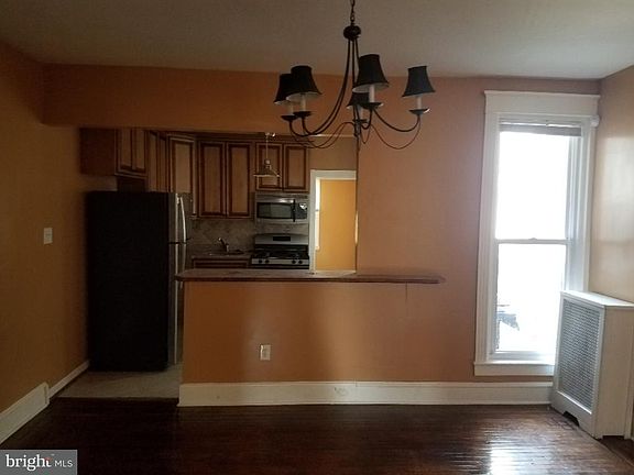 4th image of 1519 E Cheltenham Ave