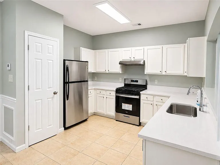2490 Emma Way NW — Photo 7