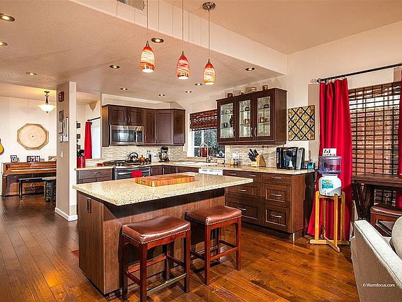 5th image of 4768 Mansfield St APT 2