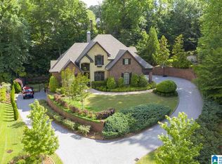 1952 Rosemont Pl, Vestavia, AL 35243