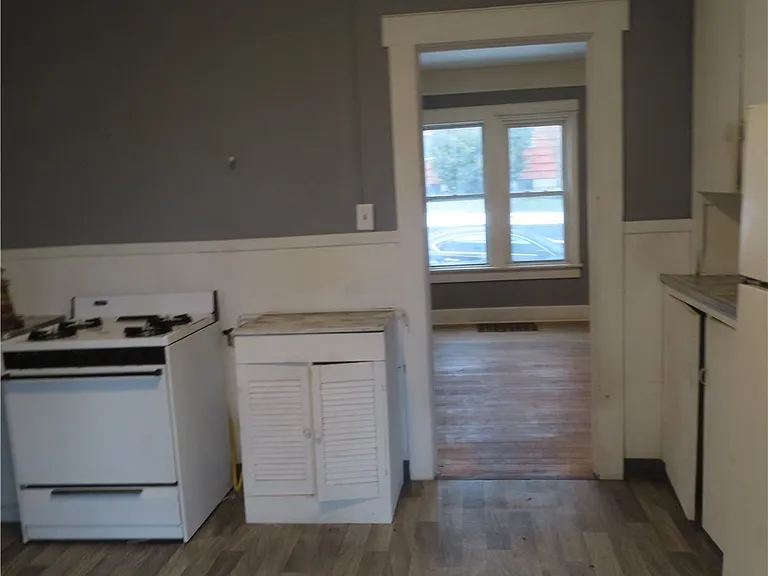 540 Teall Ave — Photo 12