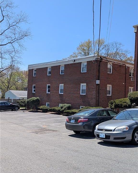 1st image of 2160 Mineral Spring Ave #10
