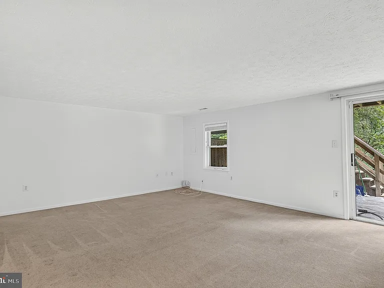 14560 Creek Branch Ct — Photo 37