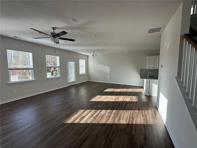 45 Pineview Dr — Photo 13