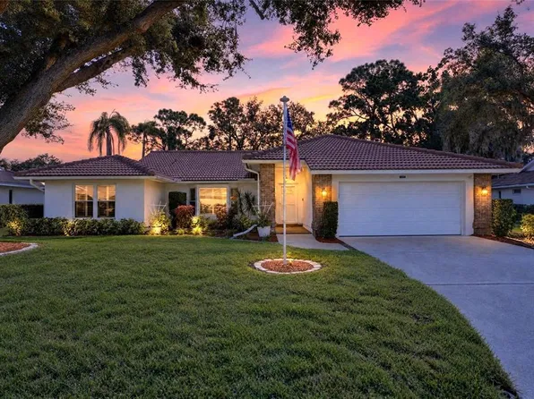 5713 GARDEN LAKES MAJESTIC, BRADENTON, FL 34203