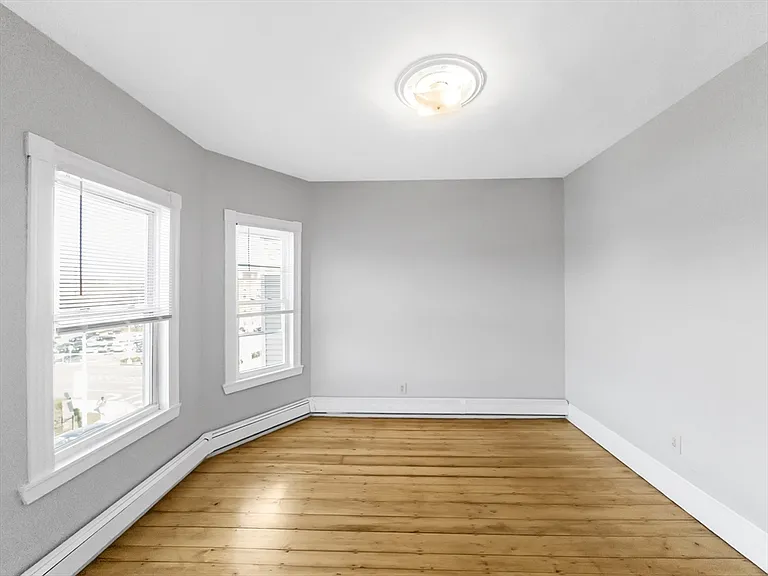 306 Centre St #3 — Photo 8