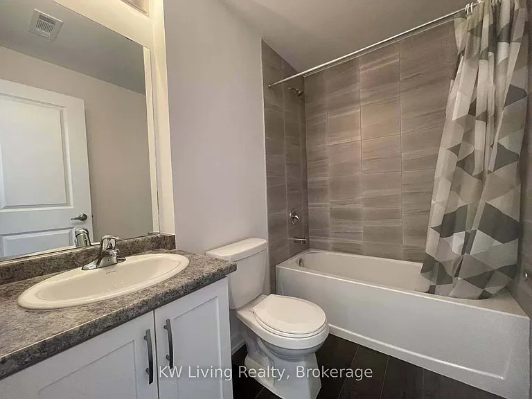 217 Burke St — Photo 8