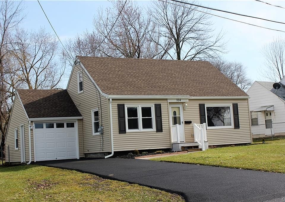 1st image of 104 Cottington Dr
