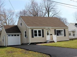 104 Cottington Dr, Liverpool, NY 13088