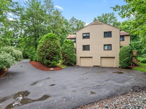 9 Treetop Park Unit 9, Westborough, MA 01581