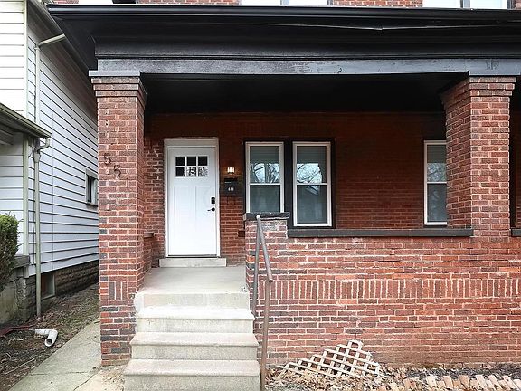 3rd image of 551 Fairwood Ave