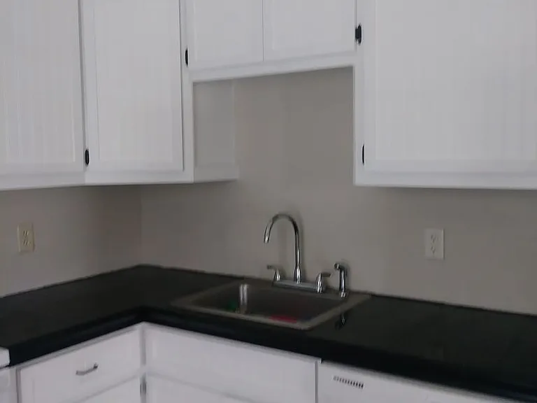 346 N Dewey St — Photo 5