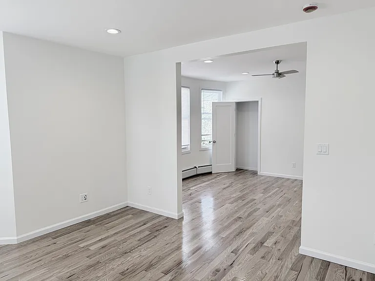 171 Bergen Ave #2 — Photo 7