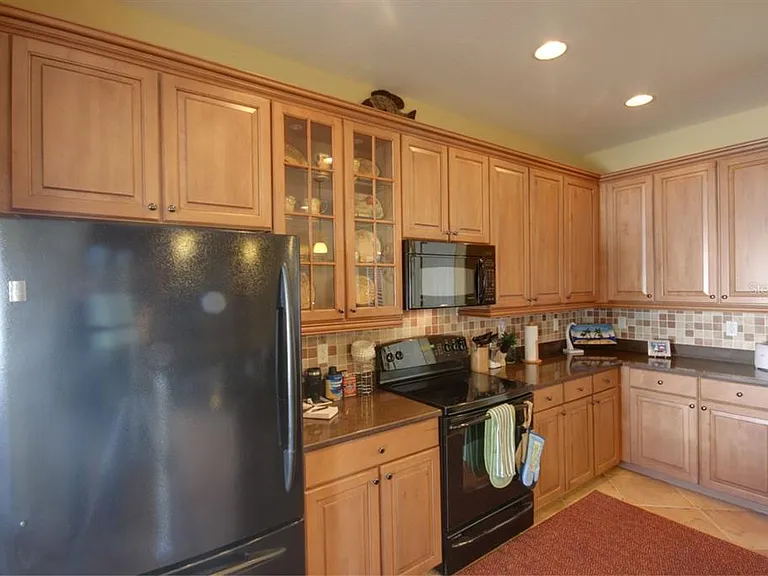 15825 Durango Cir — Photo 14