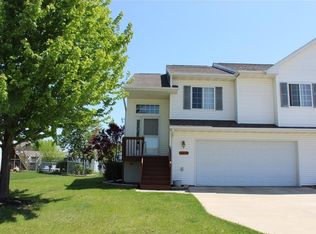1322 Logan Ct, North Liberty, IA 52317