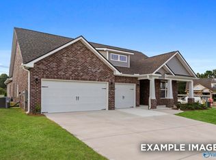 195 Slade Thomas Dr, Meridianville, AL 35759