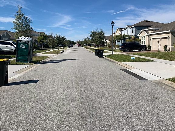 5th image of 308 Whirlaway Dr