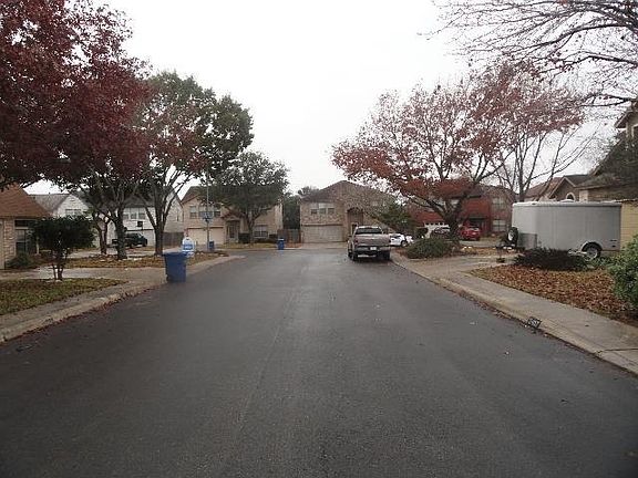 4th image of 2407 Facet Oak