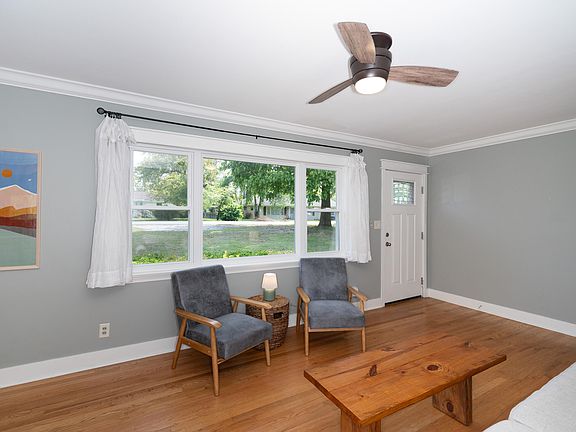 4th image of 3909 Forest Highland Dr