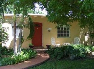 9835 SW 49th St, Miami, FL 33165