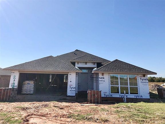 2nd image of 2100 Norwood Dr
