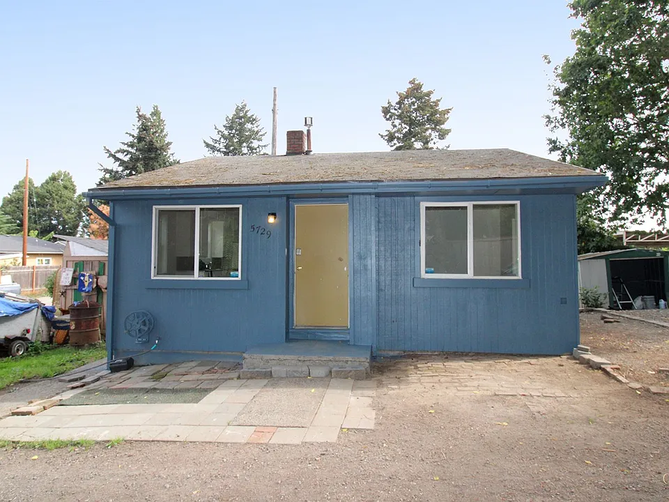 5729 NE 62nd Ave