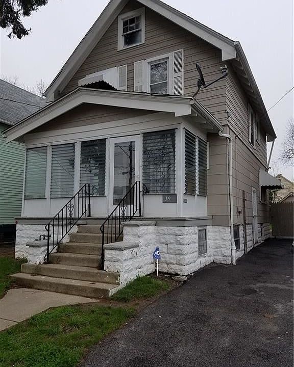 1st image of 19 Hill St
