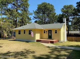 225 E Ohio Ave, Southern Pines, NC 28387