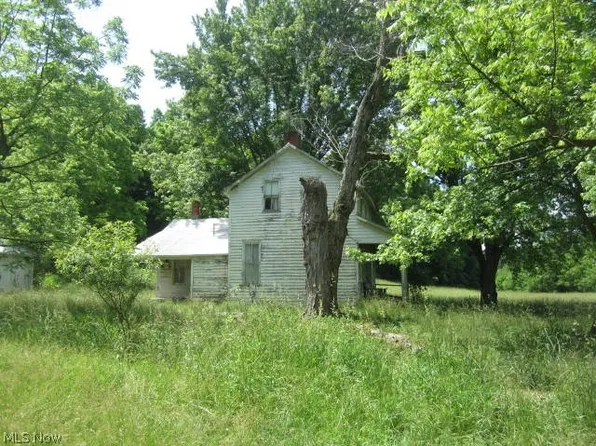 28661 Williams Farm Rd, Lower Salem, OH 45745