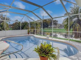 5774 Deer Hollow Ln, Sarasota, FL 34232