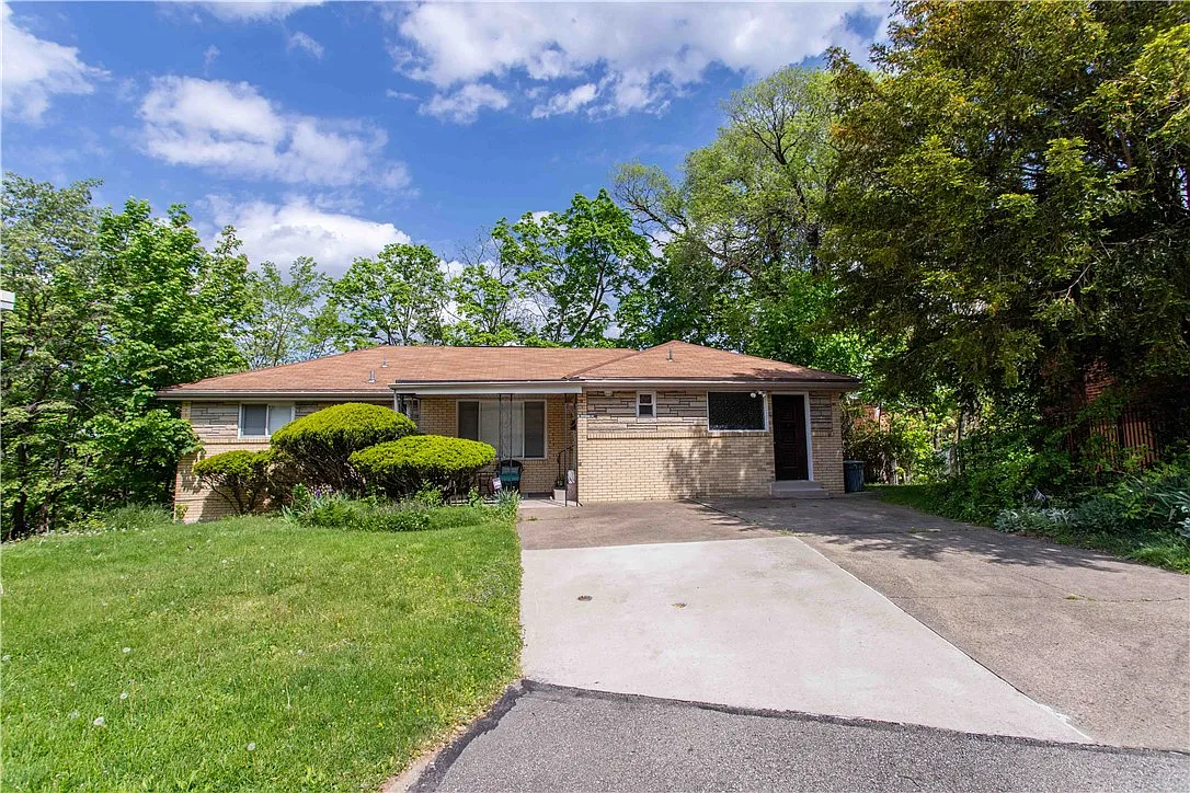 16 Sheridan Ct photo 1
