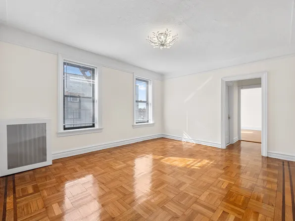 2234 Ocean Avenue image 2 of 9