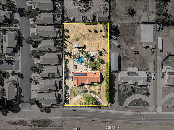 2nd image of 25865 McLaughlin Rd