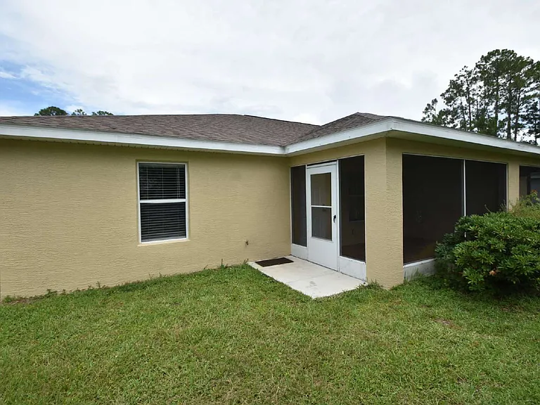 7 Ryarbor Dr #B — Photo 3