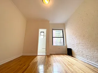 Rented by Century 21 Premier 