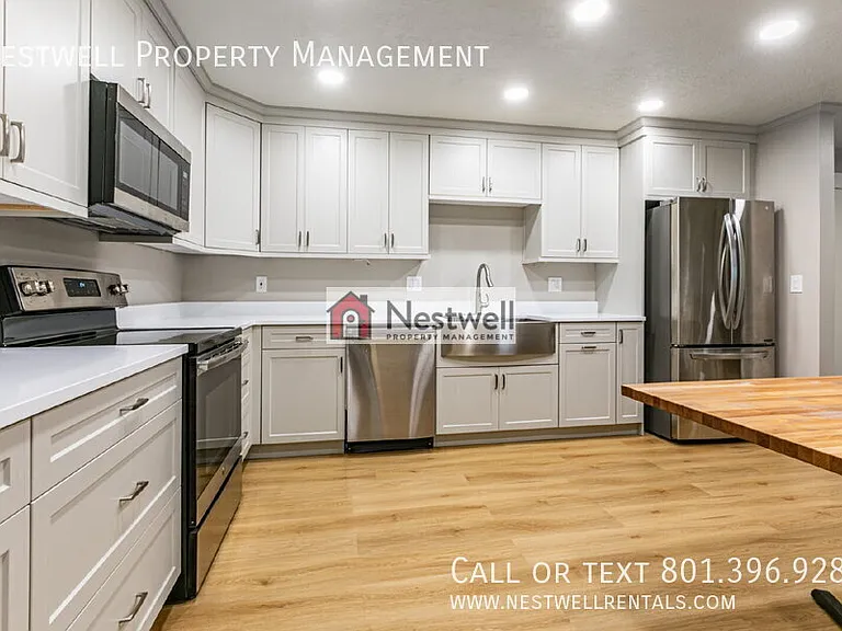2710 S Highland Dr #11 — Photo 2
