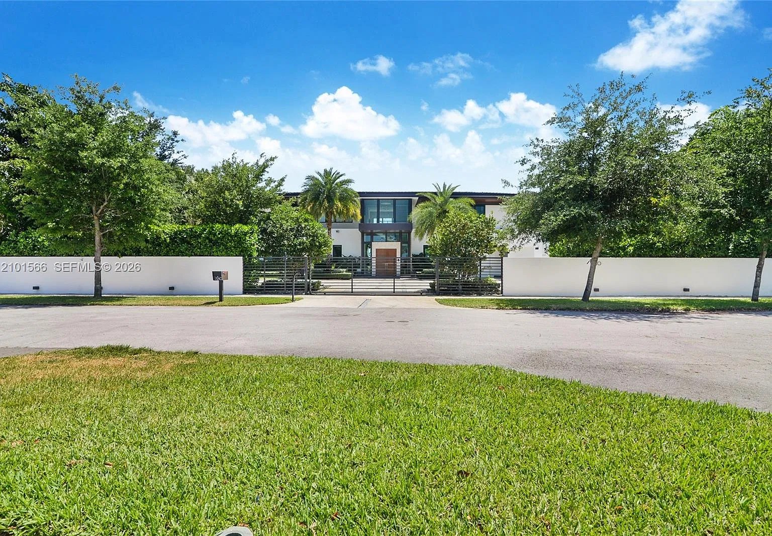 Miami Lakes - Loch Lomond — Photo 4